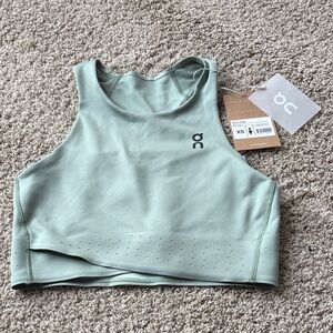 On Running - women’s Race Crop Bra